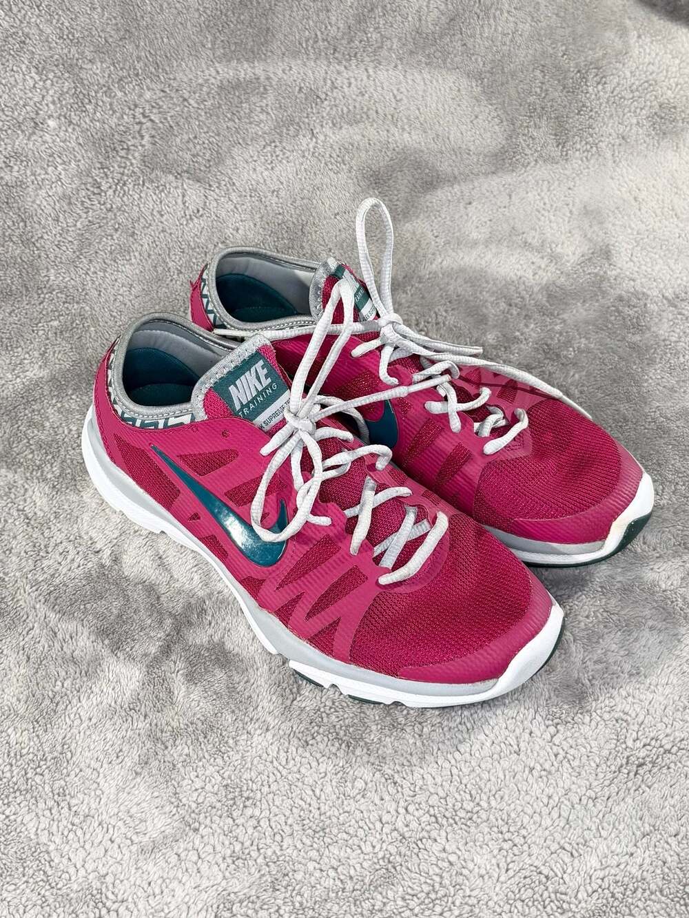 Nike Flex Supreme TR3 Women's Training Shoes Size 7 Pink Teal 683138-603